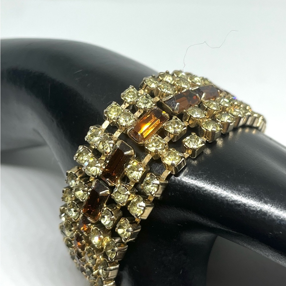 Vintage Rhinestone Bracelet - Picture 2 of 7